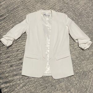 Zara Women's Cream Blazer